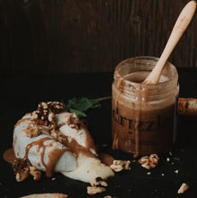 Load image into Gallery viewer, Cinnamon Spiced Raw Honey - Drizzle - 350g