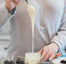 Load image into Gallery viewer, White Raw Honey - Drizzle - 375g