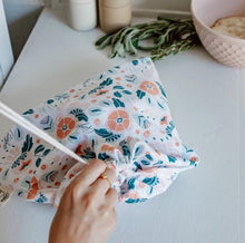 Load image into Gallery viewer, Goldilocks Bread Bag - In Bloom