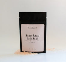 Load image into Gallery viewer, Homebound Tarot Sweet Ritual Bath Soak | Sachet