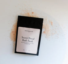 Load image into Gallery viewer, Homebound Tarot Sweet Ritual Bath Soak | Sachet