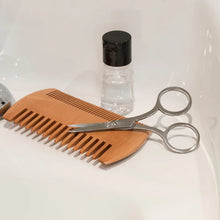 Load image into Gallery viewer, Gentleman's Beard Kit in Tin