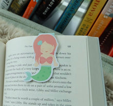 Load image into Gallery viewer, Assorted Magnetic Bookmarks