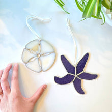 Load image into Gallery viewer, Starfish Ornament - Glimpse Glass