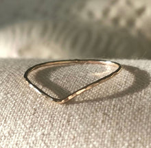 Load image into Gallery viewer, Chevron Ring - Makena Cove