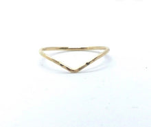 Load image into Gallery viewer, Chevron Ring - Makena Cove