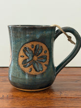 Load image into Gallery viewer, Evening Sand dollar  Mug - Hands on Clay