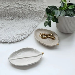 Peperomia Leaf Concrete Jewelry Tray