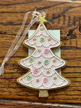 Load image into Gallery viewer, Assorted Resin Gingerbread Cookie Ornament