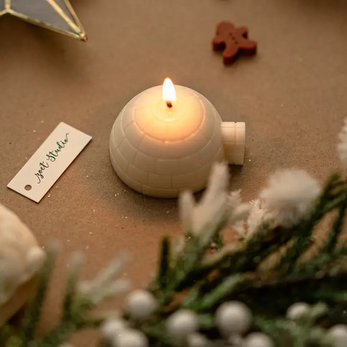 Shimmery Igloo Soy Candle