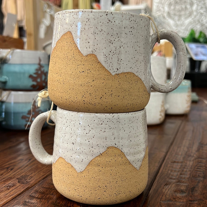 Medium Mountains Mug