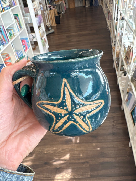 Starfish - Small Belly Mug - Hands on Clay