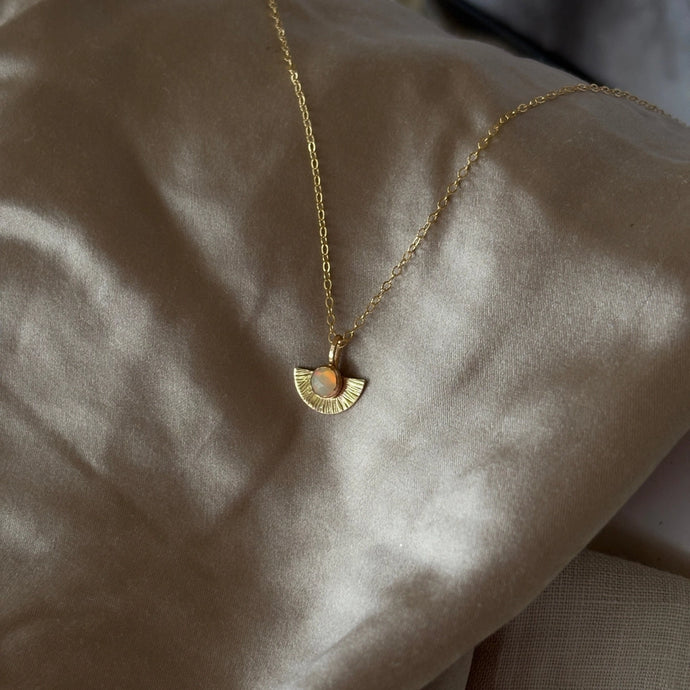 Raya Necklace