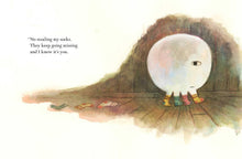 Load image into Gallery viewer, Aggie And The Ghost Book