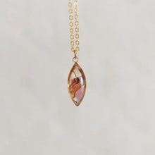 Load image into Gallery viewer, Florence Abalone Shell Necklace