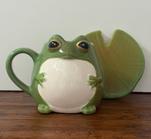 Load image into Gallery viewer, Frog On Lily Pad Ceramic Mug
