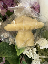 Load image into Gallery viewer, Maple’s Candle Co. Assorted Candles Unscented