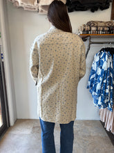 Load image into Gallery viewer, Shania Jacket - Cream/Blue - Brunette The Label