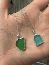 Load image into Gallery viewer, Silver Bezel Seaglass Necklace