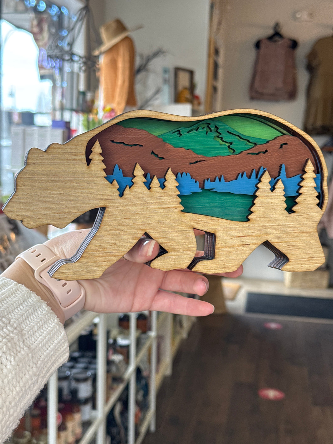 Wood layered Mountain Bear - Havana Art
