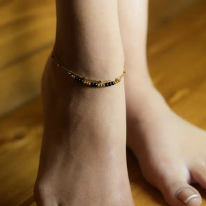 Hilda Lg: Two-in-One Square Beads & Round Beads in Black & Gold Anklet.