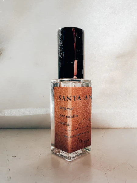 Essence De Parfume - Santa Ana