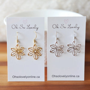 Itzel Flower Drop Earrings - Oh So Lovely