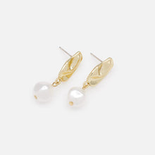 Load image into Gallery viewer, Crumpled Golden Earrings with Pearl Charm
