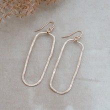 Load image into Gallery viewer, Picture Perfect Earrings