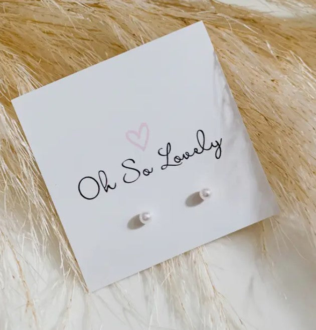 Pearl Studs - Oh So Lovely