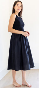 Alyce Midi Poplin Dress in Black - Priv Clothing