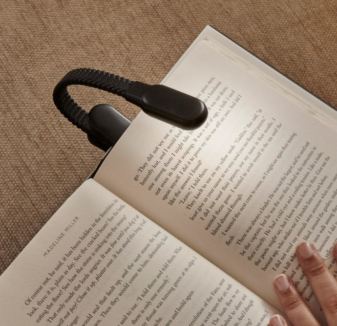 Rechargable Booklight - Kikkerland