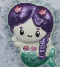 Load image into Gallery viewer, Summer Mermaid Bath Bomb