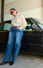 Load image into Gallery viewer, KCkanna Flora Flared Jeans - Kaffe Curve