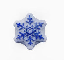 Load image into Gallery viewer, Christmas Classic Snowflake Bath Bomb