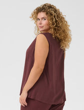 Load image into Gallery viewer, KCmille Button Top - Fudge - Kaffe Curve