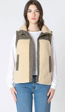 Load image into Gallery viewer, Mixed Fabric Vest - Olive/Tan