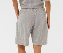 Load image into Gallery viewer, KAnaya Striped Shorts - Midnight/White Striped - Kaffe
