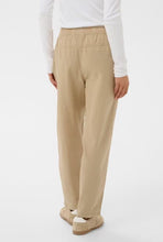 Load image into Gallery viewer, KAnaya Barrel Pants - Classic Sand - Kaffe