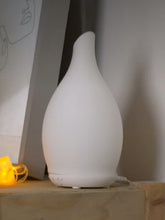 Load image into Gallery viewer, Greta Ultrasonic Diffuser – Blown Glass with LED Light - Relaxus