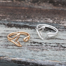 Load image into Gallery viewer, Whale Tail Rings - Adjustable