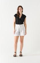 Load image into Gallery viewer, White Linen Trouser Short