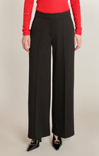 Load image into Gallery viewer, Strechy Dress Pants - Black