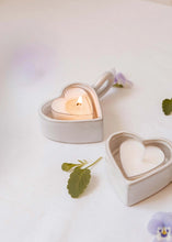 Load image into Gallery viewer, Heart and Glow Tealight Holder