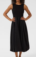 Load image into Gallery viewer, KAkirtsen Dress - Black - Kaffe
