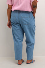 Load image into Gallery viewer, KClouisa Cropped Pants - Kaffe Curve