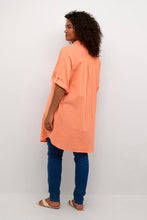 Load image into Gallery viewer, KCpaula Tunic Shirt - Melon - Kaffe Curve