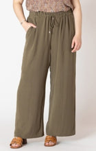 Load image into Gallery viewer, Belted Wide Leg Flowy Pants - Olive