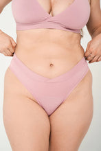 Load image into Gallery viewer, Crossover Thong - Quartz - Huha