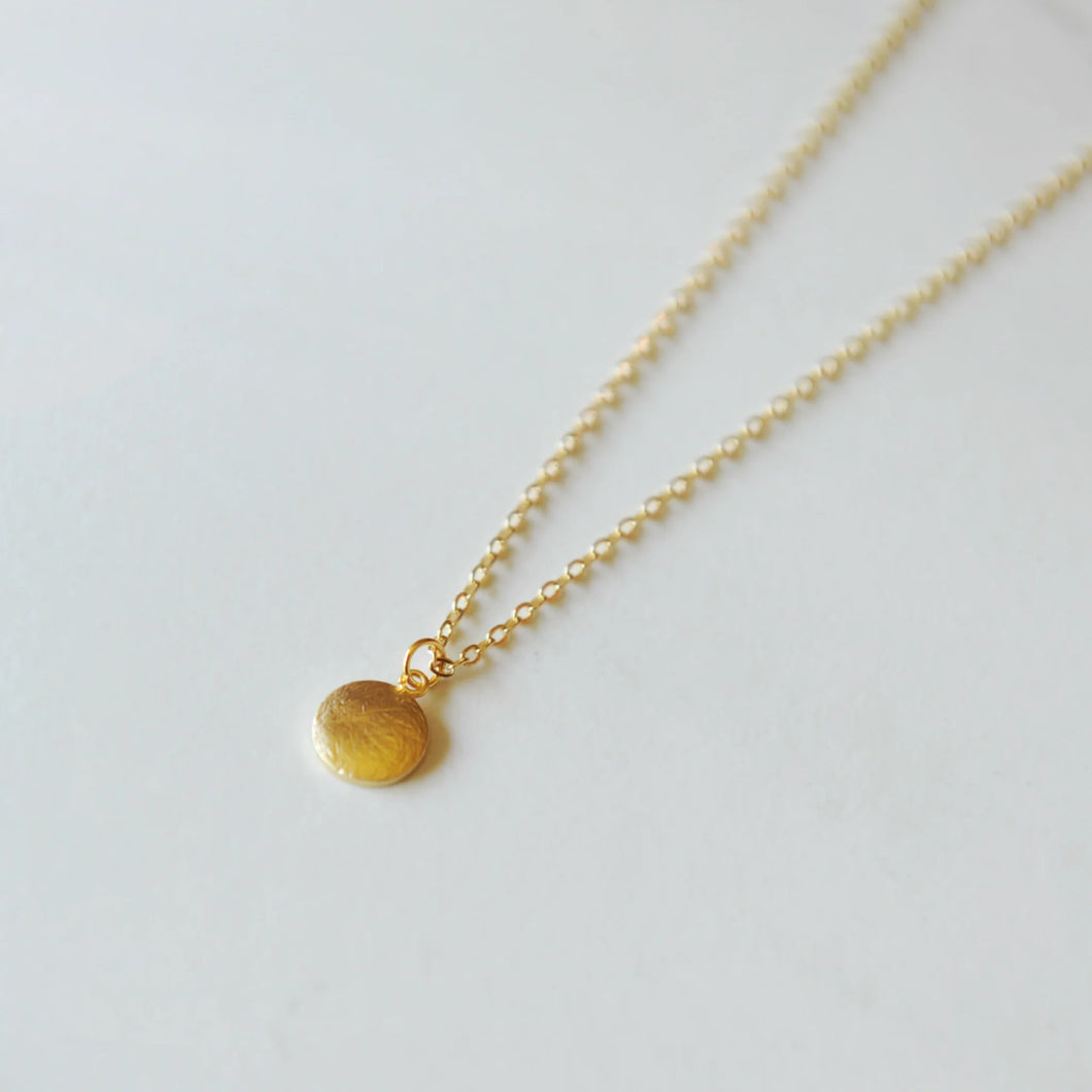 Rosalind Textured Disc Necklace - Oh So Lovely